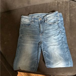 American Eagle sz 4 short hi rise jegging